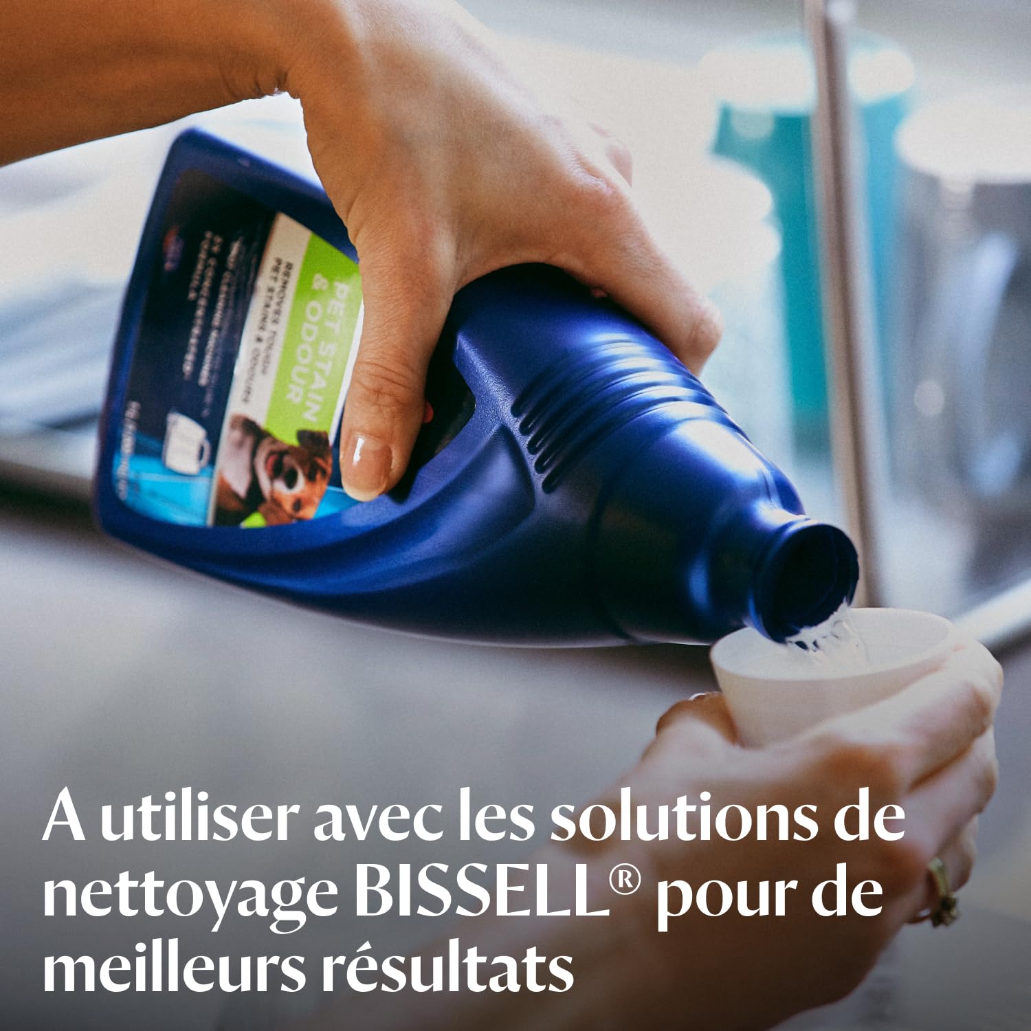 Shampouineuse canapé SpotClean Pet Pro 15585 750W avec nettoyage tapis moquettes tissus et intérieur voiture réservoir 2,8 L