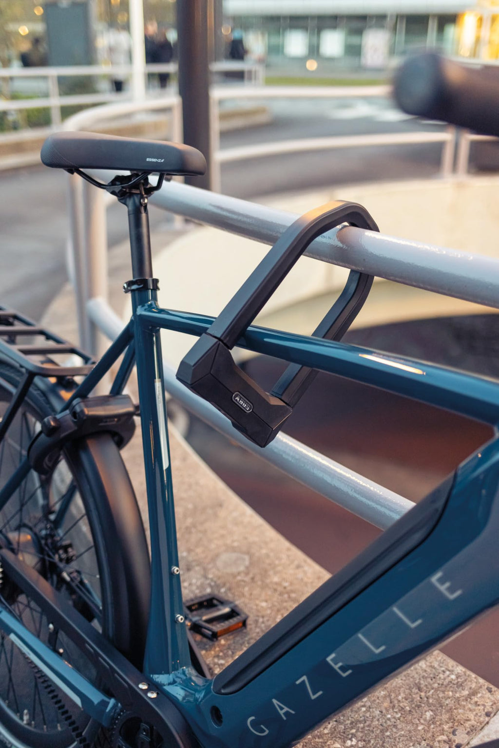 Antivol en U Granit Super Extreme 2500/165HB230 niveau de sécurité 15 pour vélo et vélo électrique avec protection contre scie et meuleuse