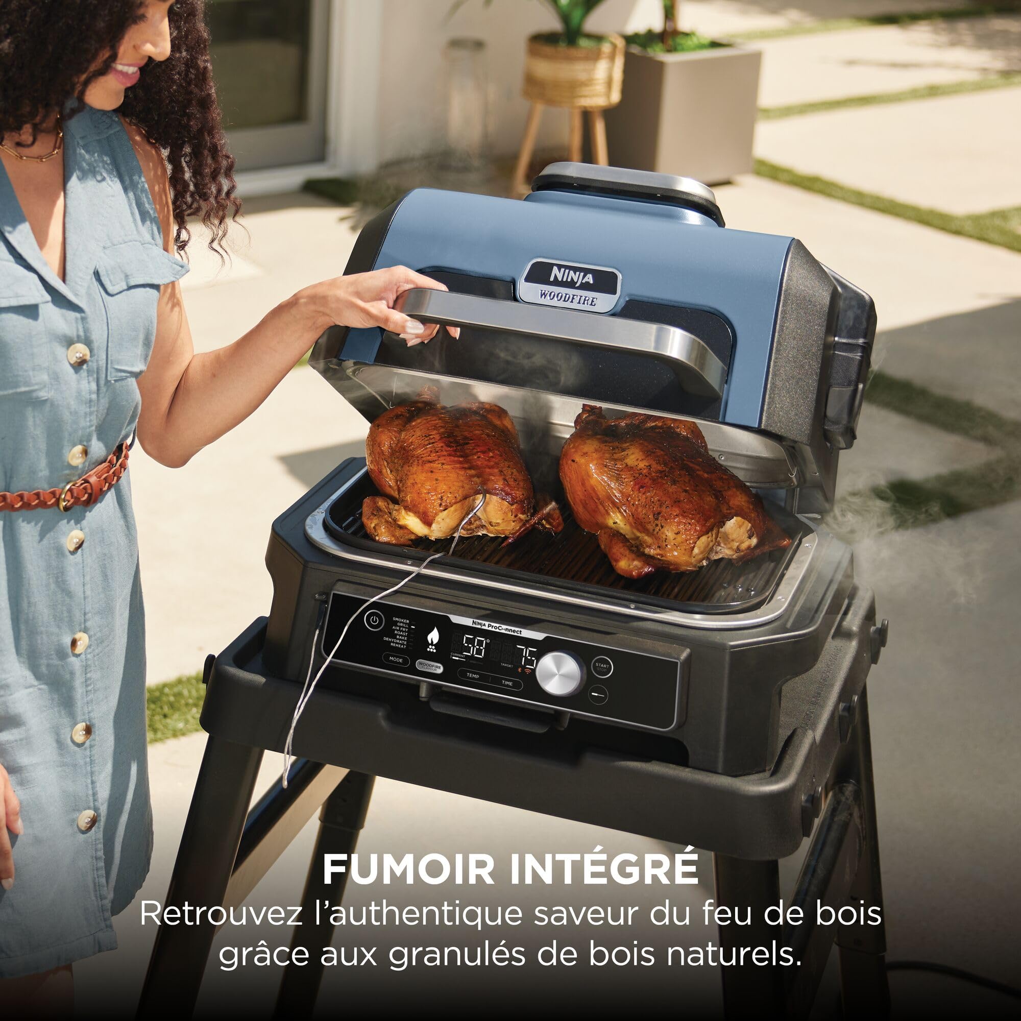 Barbecue électrique et fumoir Woodfire Pro Connect XL OG901EUAMZ 7 fonctions avec contrôle application 2 sondes grille housse et accessoires