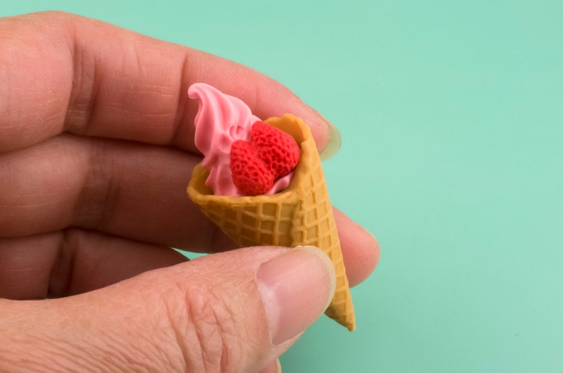 Gommes à desserts - Formes de gâteau, beignet et cornet de gaufre - Lot de 3