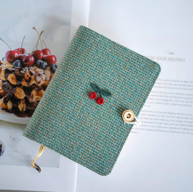 Carnets en laine cerise A5 A6 : Journal brodé
