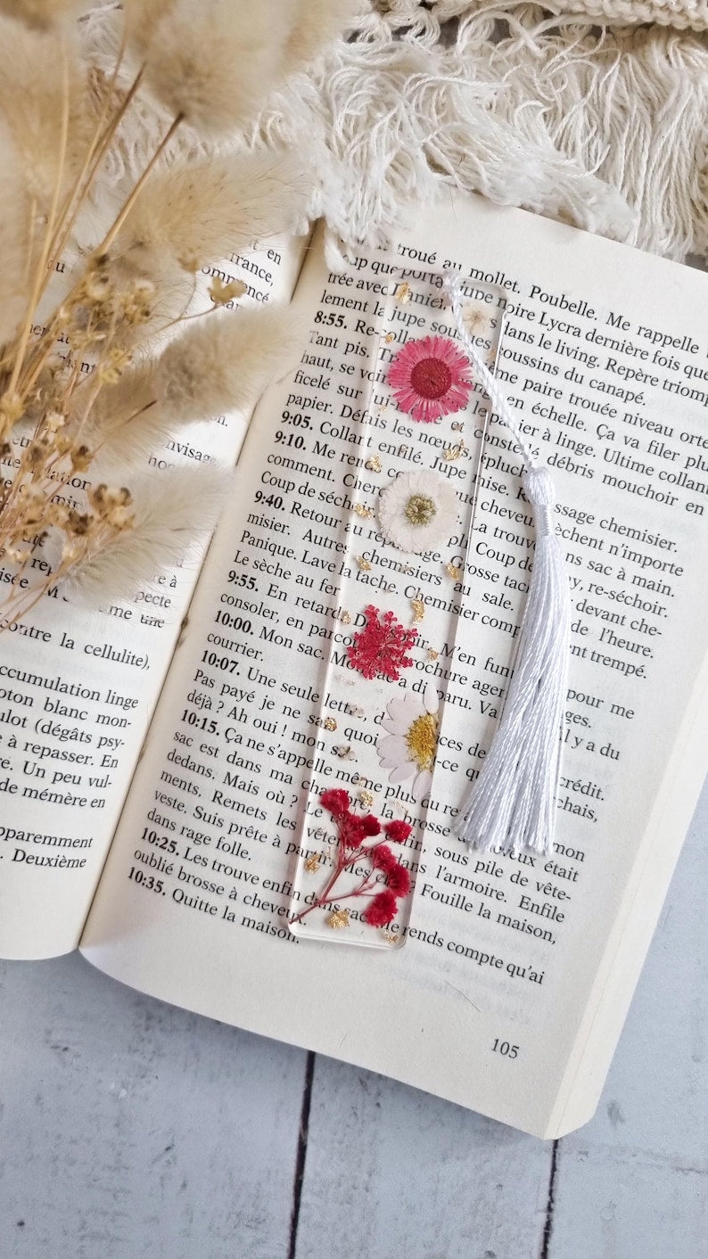 Marque-pages fleuris bicolore avec fleurs séchées