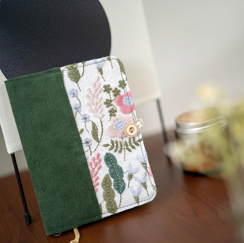 Carnet floral brodé en velours côtelé vert, rechargeable A5 A6, couverture botanique vintage, tissu texturé