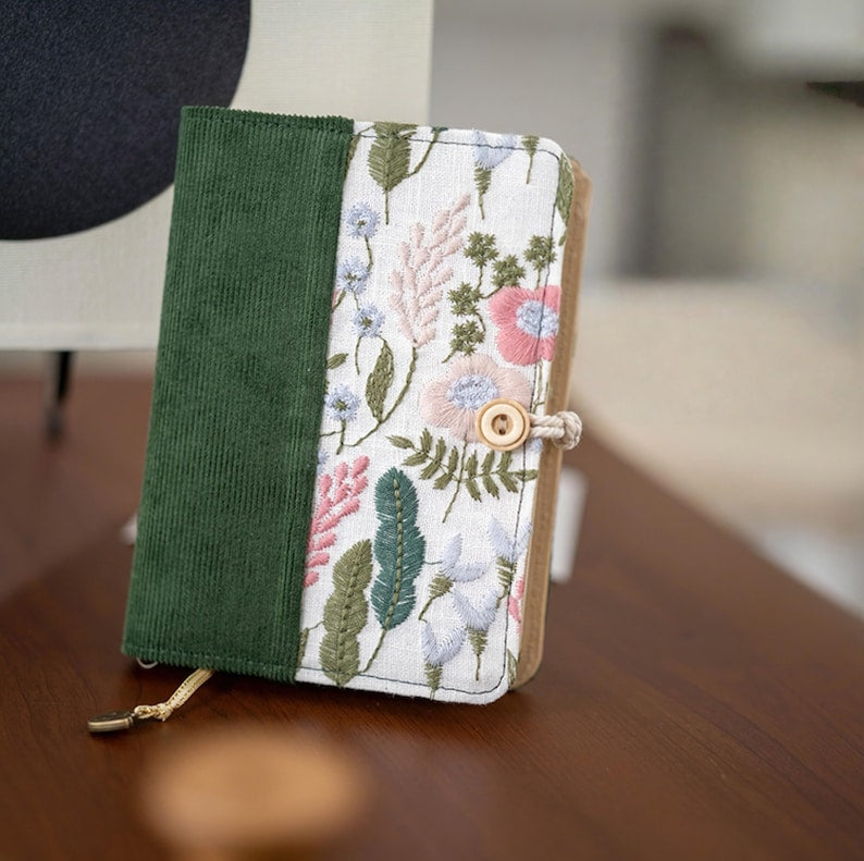 Carnet floral brodé en velours côtelé vert, rechargeable A5 A6, couverture botanique vintage, tissu texturé