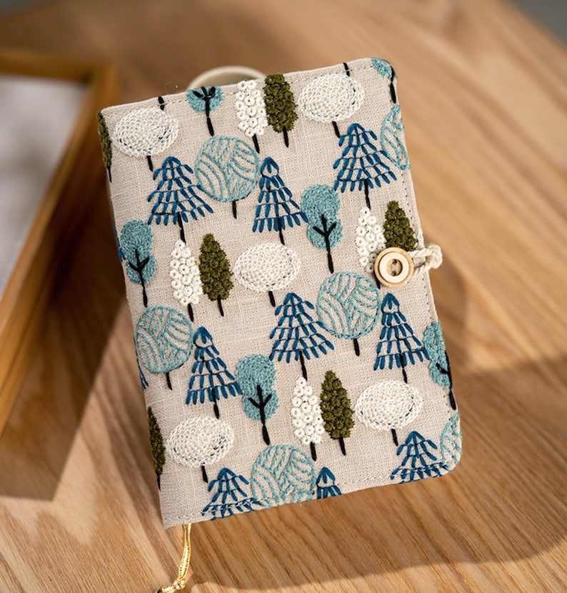 Carnet brodé arbres A5 A6, couverture lin, feuilles mobiles, journal nature