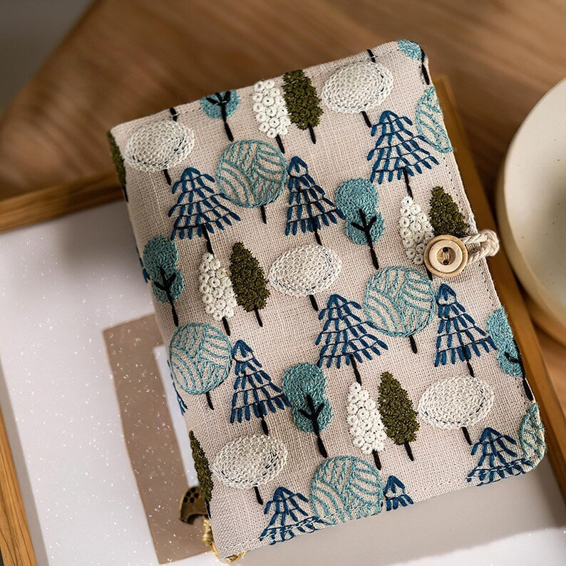 Carnet brodé arbres A5 A6, couverture lin, feuilles mobiles, journal nature
