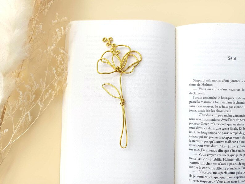 Marque-page trombone en fil d'aluminium martelé à la main - Feuilles de monstera, ginko, hibiscus, perce-neige - 11/12 cm