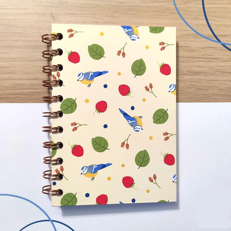 Carnet de notes A6 à spirales, papier quadrillé à pois, 160 pages, couverture douce, motif petit oiseau