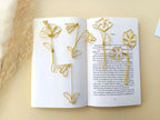 Marque-page trombone en fil d'aluminium martelé à la main - Feuilles de monstera, ginko, hibiscus, perce-neige - 11/12 cm