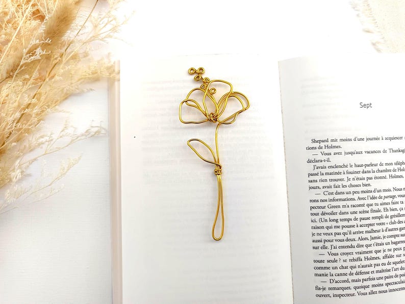 Marque-page trombone en fil d'aluminium martelé à la main - Feuilles de monstera, ginko, hibiscus, perce-neige - 11/12 cm