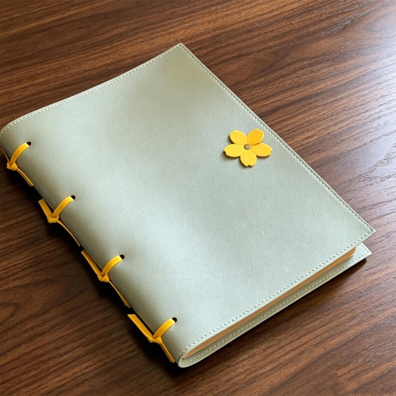 Carnet en similicuir (avec lien noué à la main)